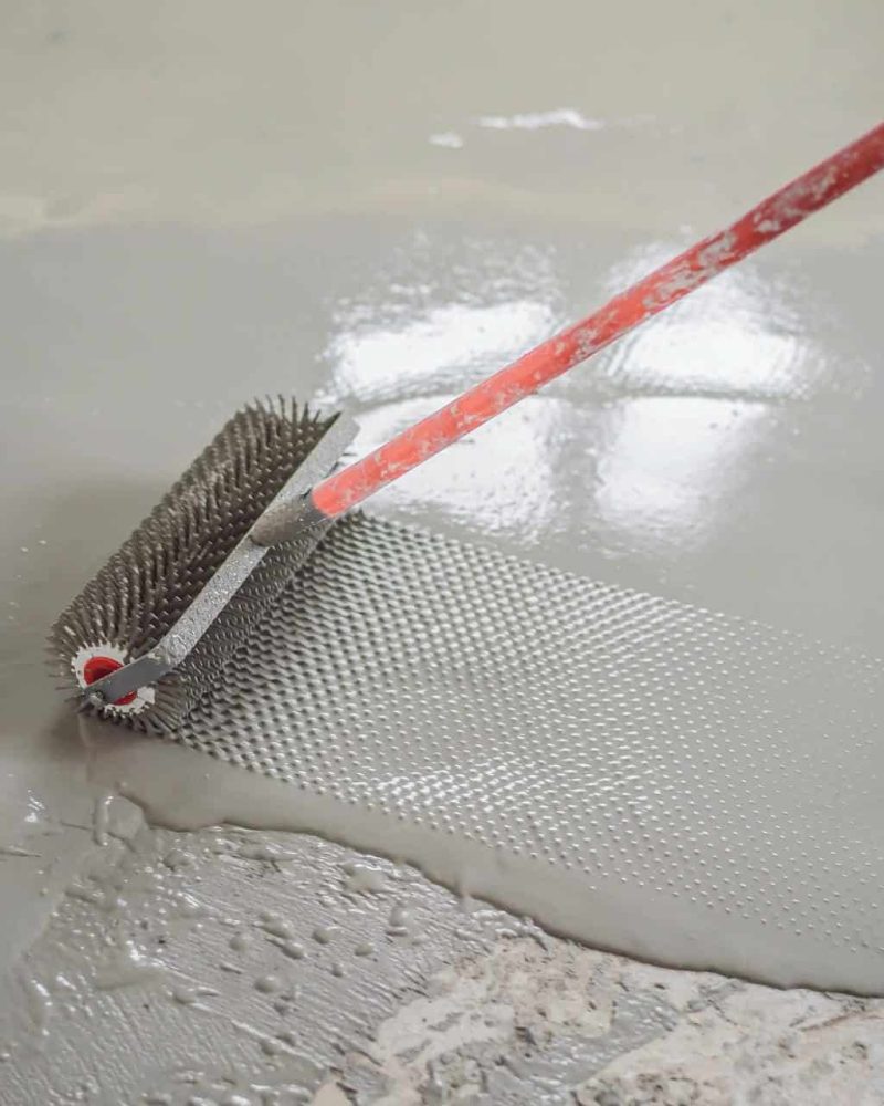 plasterer during floor covering works with self-levelling cement mortar, uses a needle roller. SSUCv3H4sIAAAAAAAACpxUy46cMBC8R8o/rHwOkp8Y8iurHBrjmbEGMDJmktVq/z3mYcYQVitlTuOqdne7uov3799eXlAFg1Ho58v7dApn0zTj4B14Y7sA4x8r7nRXa5ciD8dynAJg0pOujbfOQJOCFXh166DVAezGppngj5lEgwc/DnpIemmNcnbwVt370FQgSMwz3EbvtZu5gIuNIJS5S0Co3LpqoH3bIb3tarFDFHRLmZv1dsdU5rpjWCRqp6EdvJmf8oyvdW8H4+fwYV8jXPDmoVtwd+3TVL354+HYz2NBEoEUeH0Niu4kiuN7Xc4vkVjTTHUQWtMuyo3VjEVoSf5fN5c/vzahr7pTk9LvH0nXTjcalrG+LqHo/juMrp1fsQbBWBubvOphFTRTAEsygenBwe5e74wy3TVBrL/NWxozKTt23k1dISJFfA9qrO2haqbZXUIlHfEbDEO4UUc8lT/YwrZJqc76+VmrSqgO85nrMCapYDLPpSi44MEk6YbfTMgzdxR7HPvGQq2notsMTnY/Z+EnC0m3oRxtsIQUGBfPkGiIwFHJS0nj2iXWOOOiSc64o13OYo7GOYvZeeg04OCm00ZX98ycwBSXCxUXe9rb1gSZ9vr+Y8f1PmHkE4Hm3J8Ie+B24h24U2EOMf8KIygm/AthBCVMfDElQakovlogyT7Vl5V89uRq/+3bHe6bOv0wRenQRVAlCJQZV5JlXOQ6KyqiM6xBybwoNk9GQdEVGuOHO7wBJbjEOBBbUFQWkZxIKjHmG3UUFnHGGS5yRraQna6IMiwFIZw++YOsSBDM8xwXz5CjqqgU06+QW8RBU0SxIOVUKn++YtUUyVIQjgWeP6qrmGZaVKRVJcrg94ySos74hUAGtCozXRca8rzUteLh1sdfAAAA//8DALe3ydPGBwAA